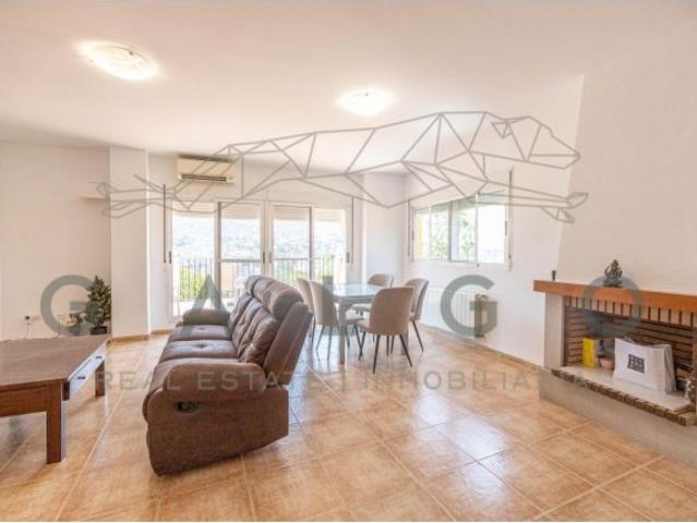 Casa en venta en Gilet, La Paz