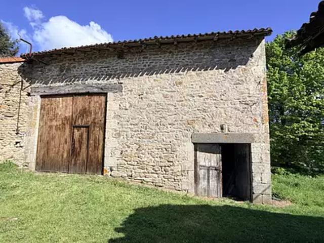 Maison vente à Bellac, Compreignac
