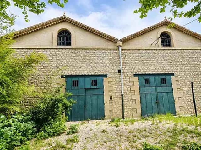 Garage vente à Nîmes, Comps