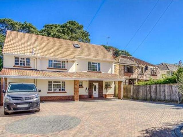 House for sale in Bournemouth, Bournemouth, Christchurch and Poole