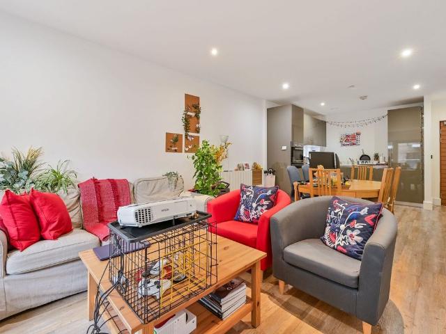 House for rent in Glyndon, Greater London