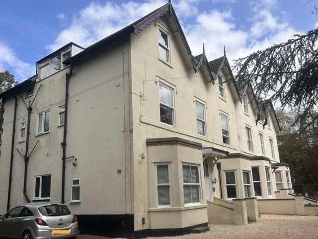 House for rent in Lyons, Greater London