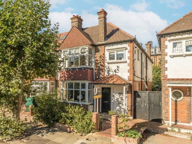Apartment for rent in London Borough of Merton, Greater London