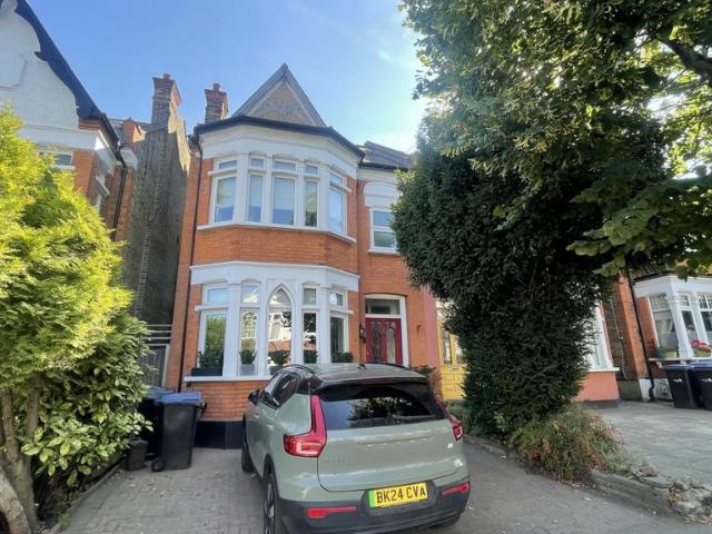 House for rent in Winchmore Hill, Edmonton