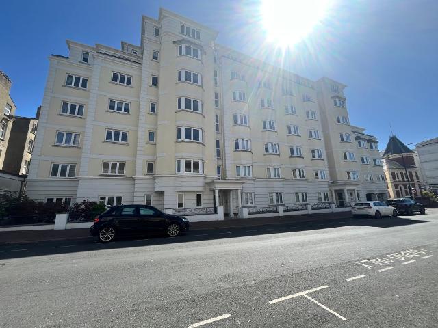 Apartment for rent in Meads, Eastbourne