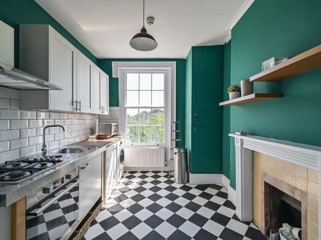 Apartment for rent in Canonbury, Greater London
