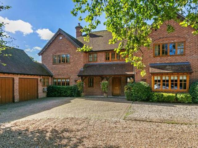 House for sale in Compton, Hampshire