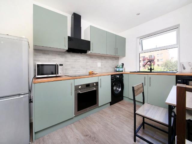 Apartment for rent in Clapham Junction, Greater London