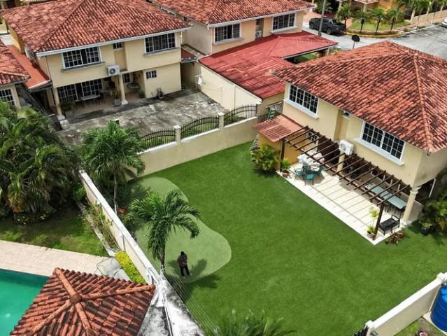 Casa venta en El María, Cativé