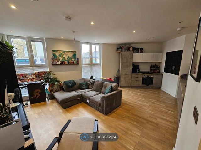 Apartment for rent in London Borough of Croydon, Greater London