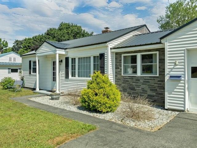 House for sale in New Hampshire