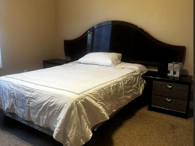 Room for rent in Cathedral City, California
