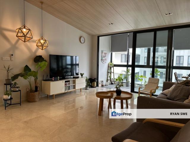 Condominium for sale in Country Heights Damansara, Kuala Lumpur