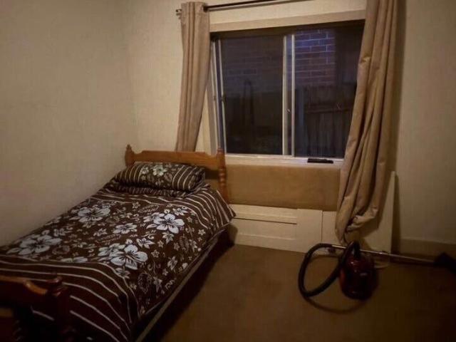 Room for rent in Inner West, Sydney