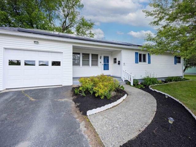 House for sale in Saint Johnsbury, Vermont