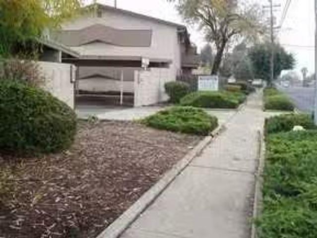 Condo for sale in Concord Condo for sale in Concord