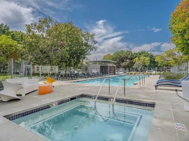 Property for rent in Canoga Park, California