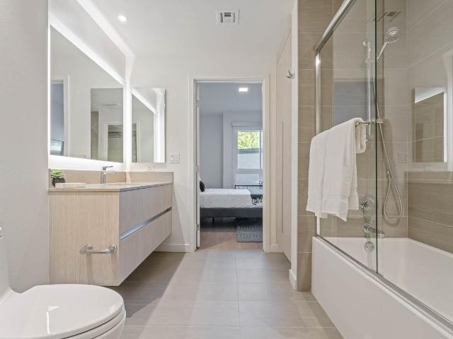 Property for rent in Canoga Park, California
