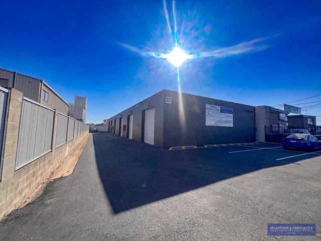 Warehouse for rent in Toombul, Queensland