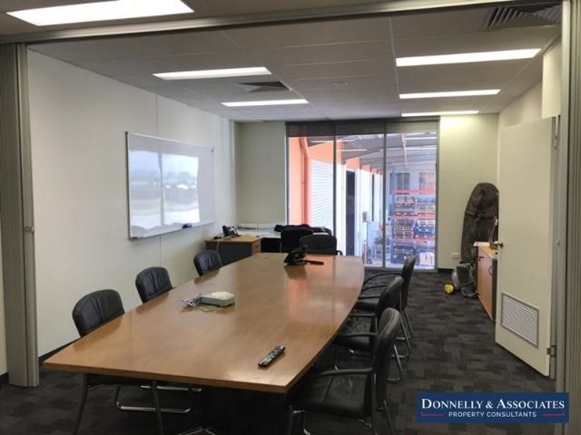 Warehouse for rent in Toombul, Queensland