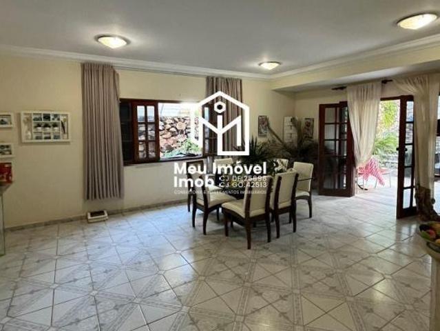 Casa venda em Condomínio Ville de Montagne, Jardim Botânico