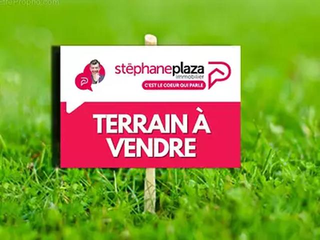 Terrain vente à Condé-sainte-libiaire