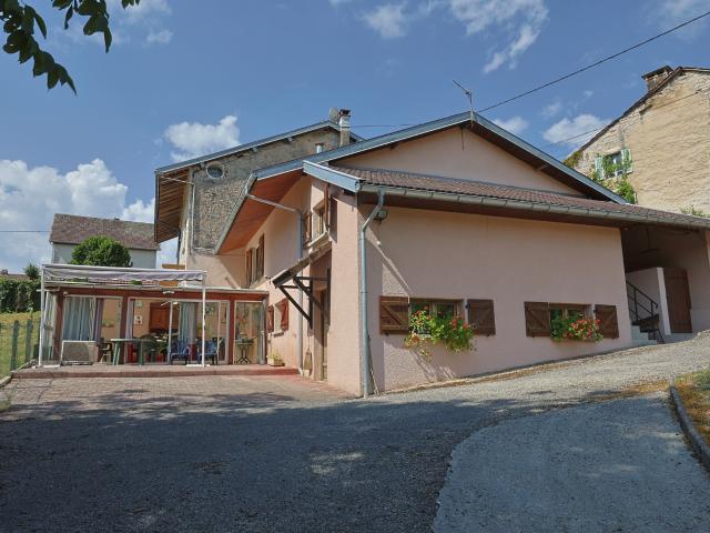 Maison vente à Lons-le-Saunier, Condes