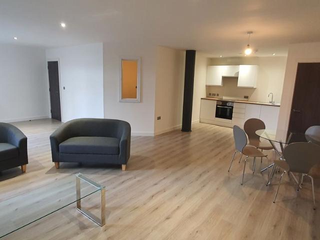 House for rent in Eastbrook, Bradford