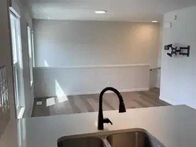 Condo for rent in Northwest, Alberta