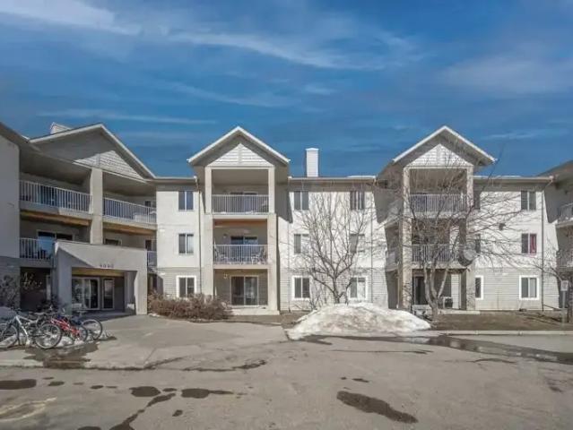 Condo for rent in Northwest, Alberta