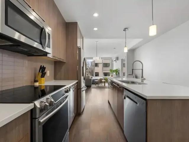 Condo for rent in Fourth Street BRZ, Calgary