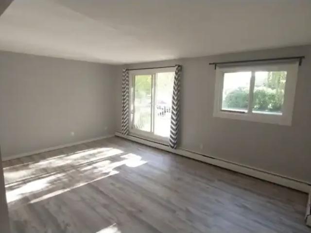 Condo for rent in Wedgewood, Alberta
