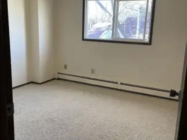 Condo for rent in Wedgewood, Alberta