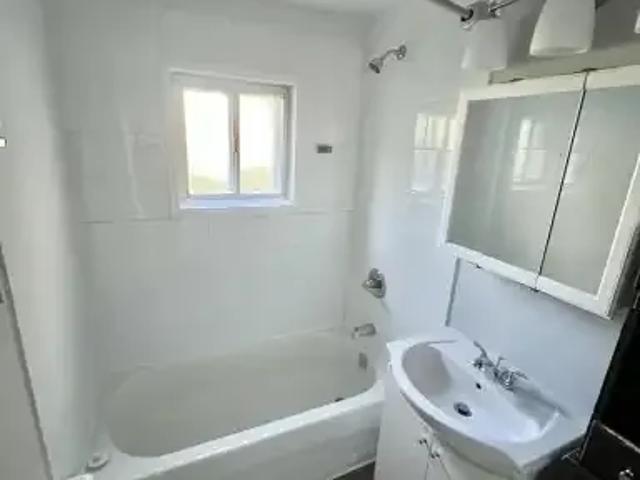 Condo for rent in Wedgewood, Alberta