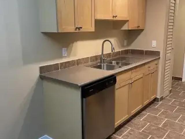 Condo for rent in Wedgewood, Alberta
