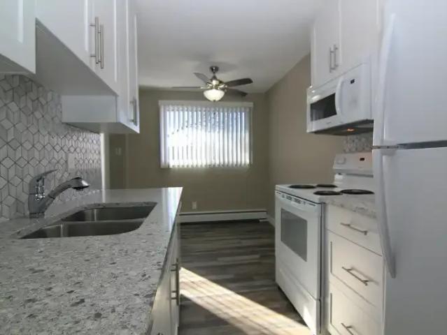 Condo for rent in Wedgewood, Alberta