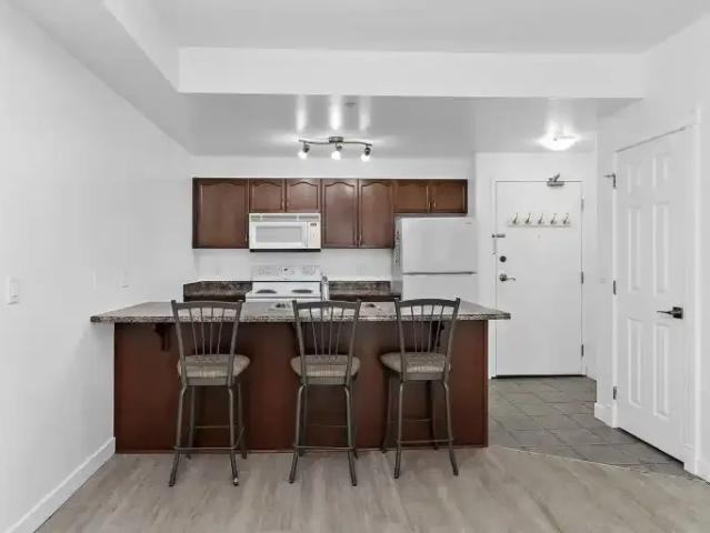 Condo for rent in Downtown, Edmonton