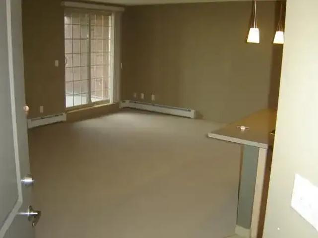 Condo for rent in Wedgewood, Alberta