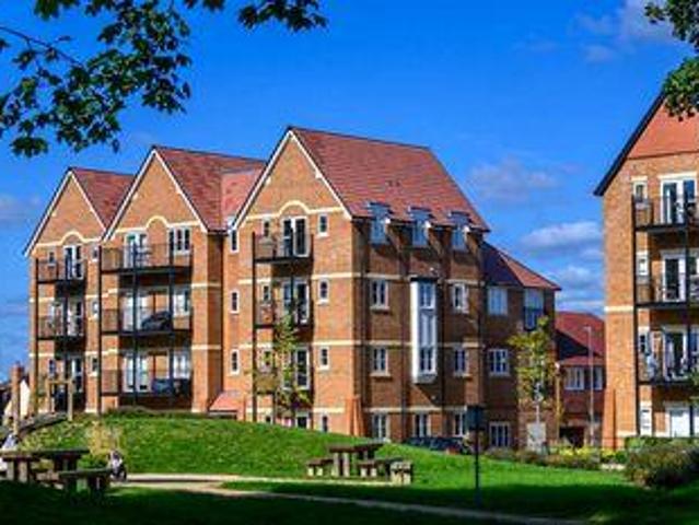 Apartment for sale in High Wycombe, Castlefield
