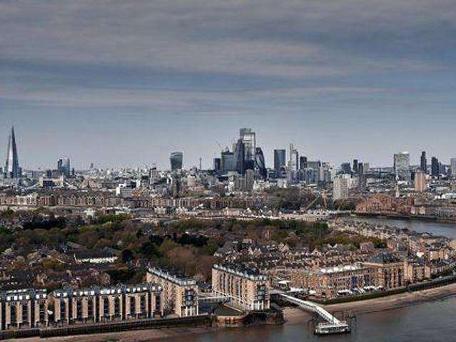 Apartment for sale in England
