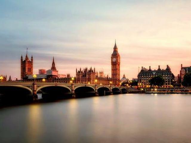 Apartment for sale in England