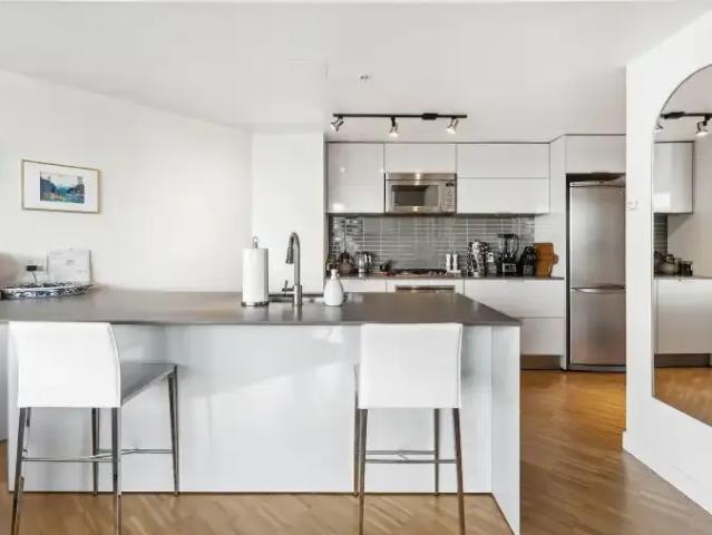 Condo for rent in Gastown, Vancouver