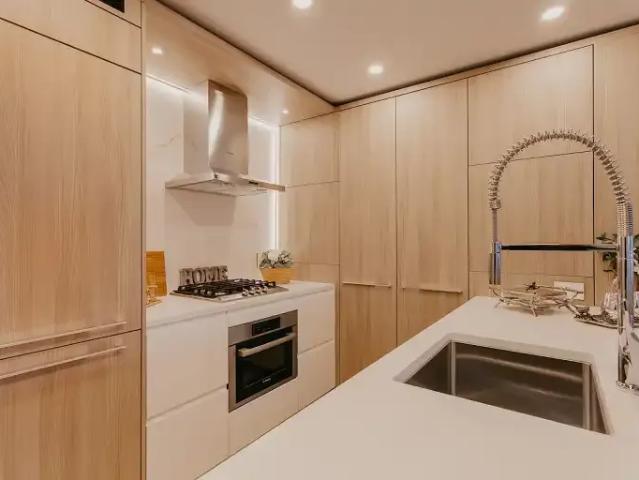 Condo for rent in White Rock, British Columbia