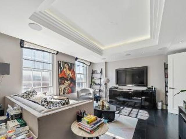 Apartment for sale in Knightsbridge, Greater London