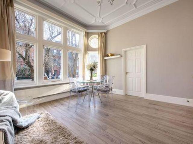 Apartment for sale in Knightsbridge, Greater London