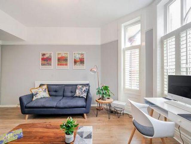 Apartment for sale in Knightsbridge, Greater London