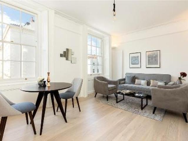 Apartment for sale in Knightsbridge, Greater London