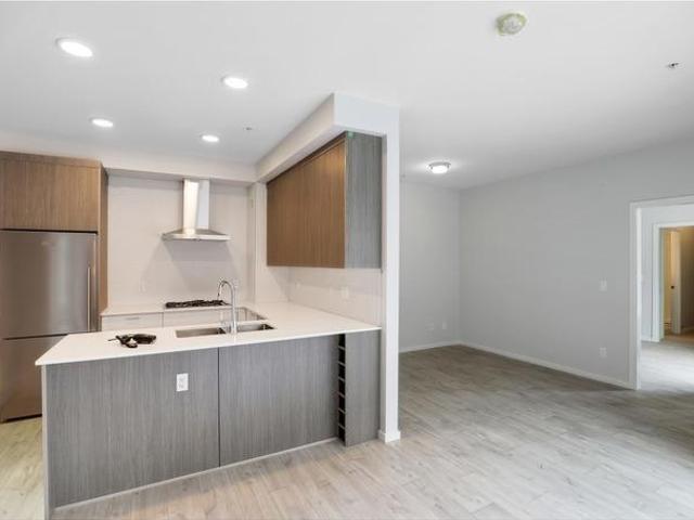 Condo for rent in Burnaby
