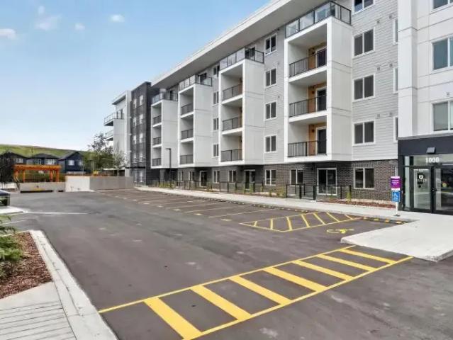 Condo for rent in Northwest, Alberta