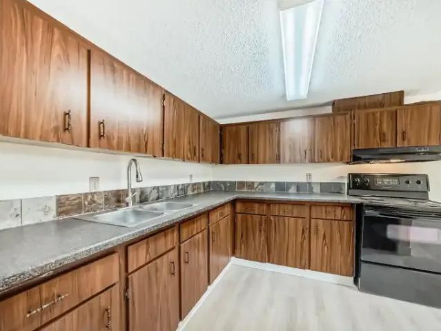 Condo for rent in St. Andrews Heights, Calgary
